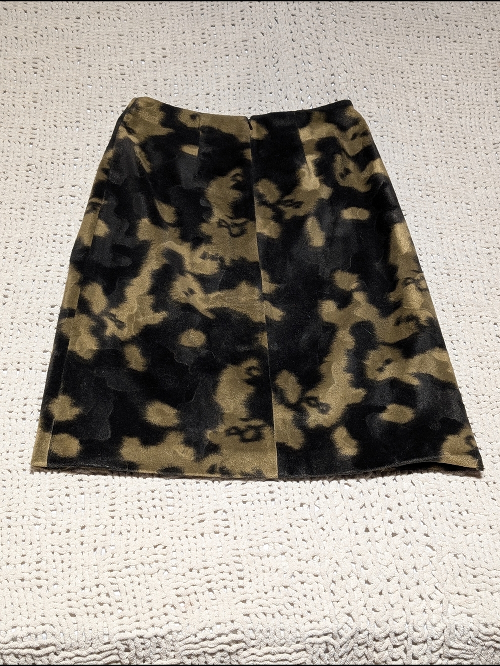 361 - Chaloc Skirt | Modern Minimalist Midi Skirt | Everyday Chic | - Picture 8 of 9